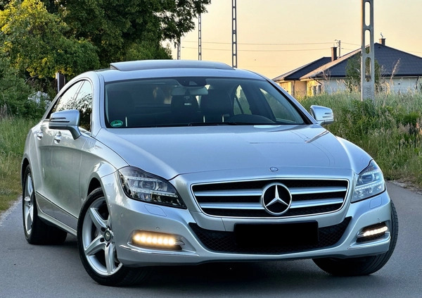 Mercedes-Benz CLS cena 65990 przebieg: 225000, rok produkcji 2012 z Radom małe 781